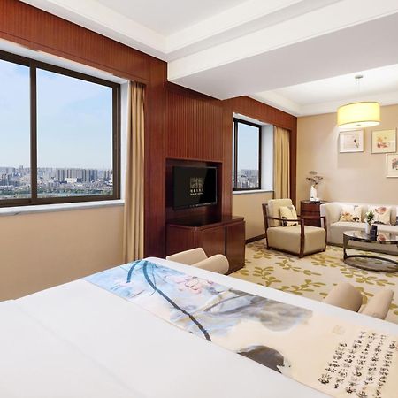 Sofitel Silver Plaza Jinan Esterno foto