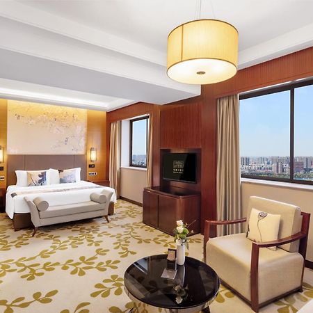 Sofitel Silver Plaza Jinan Esterno foto