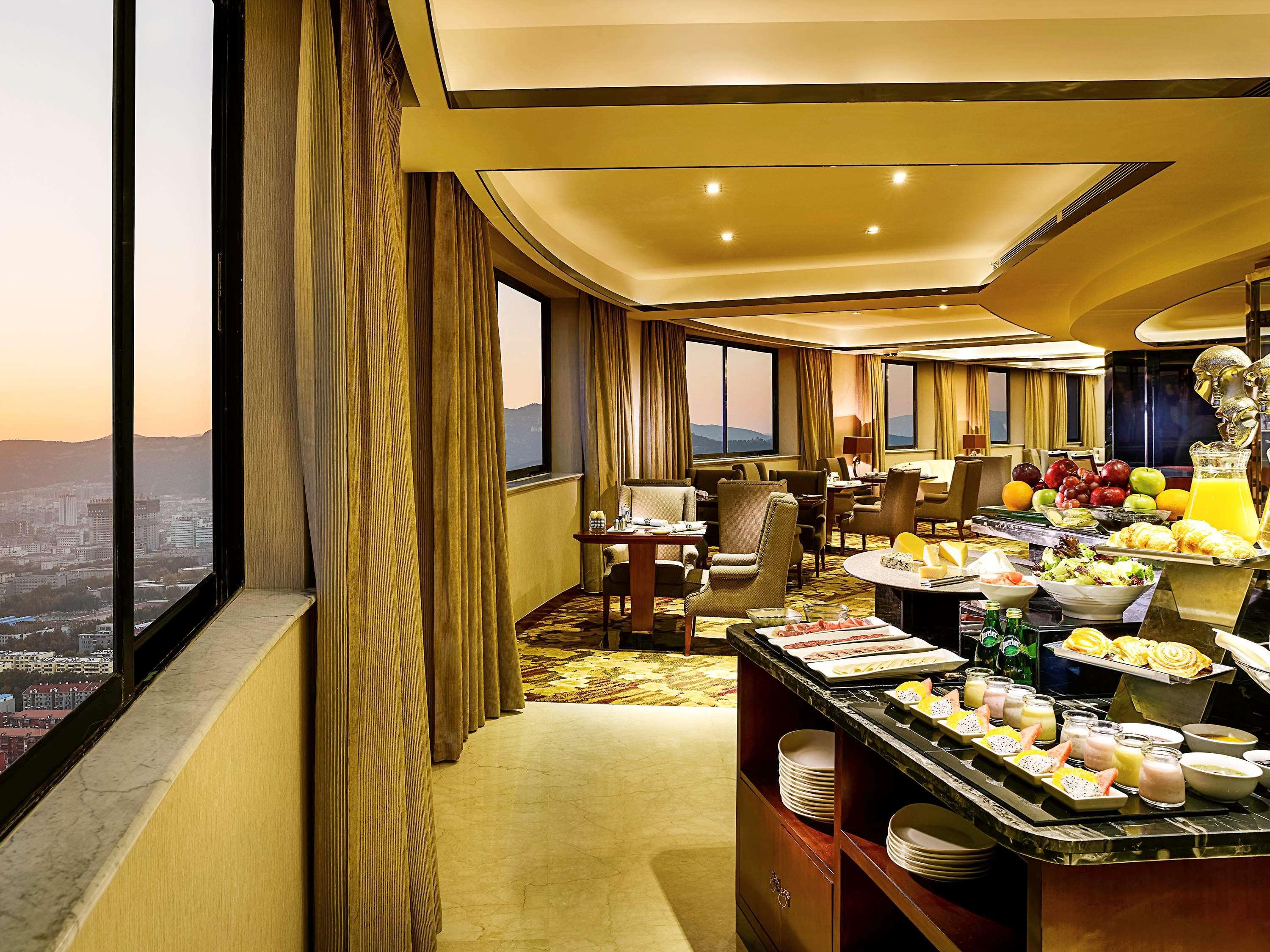Sofitel Silver Plaza Jinan Esterno foto
