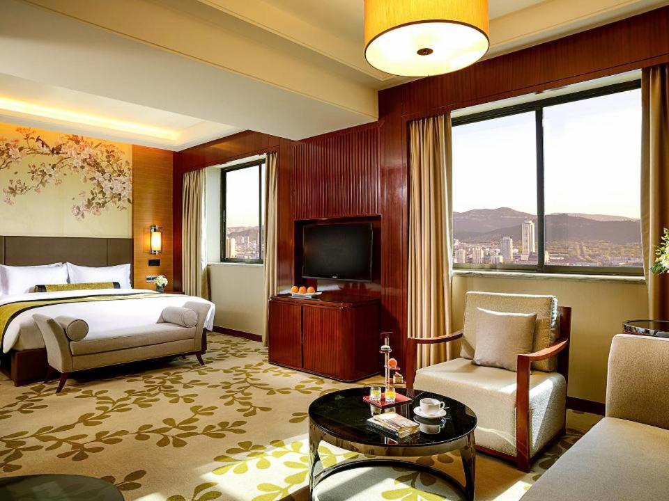 Sofitel Silver Plaza Jinan Esterno foto