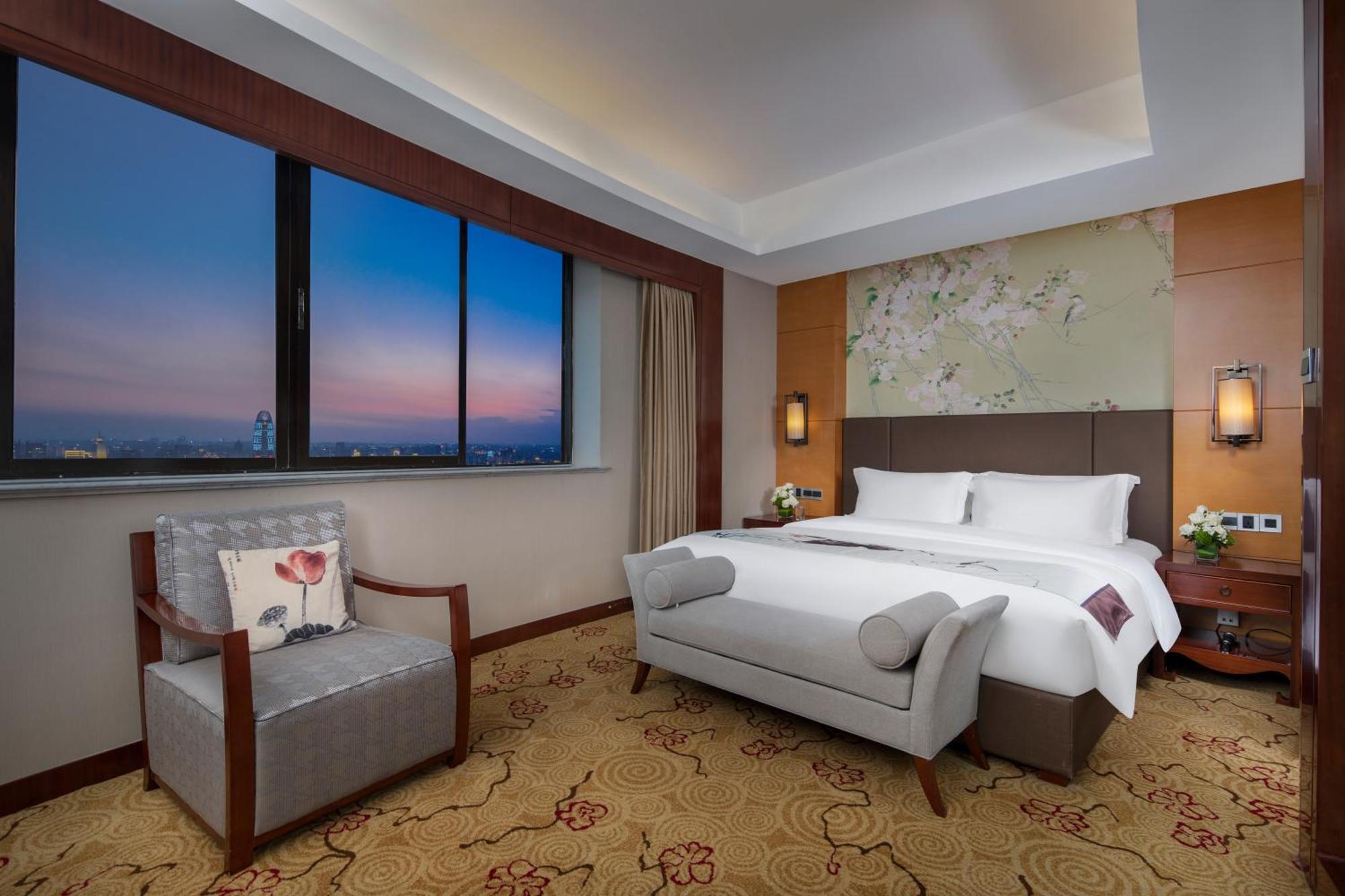 Sofitel Silver Plaza Jinan Esterno foto