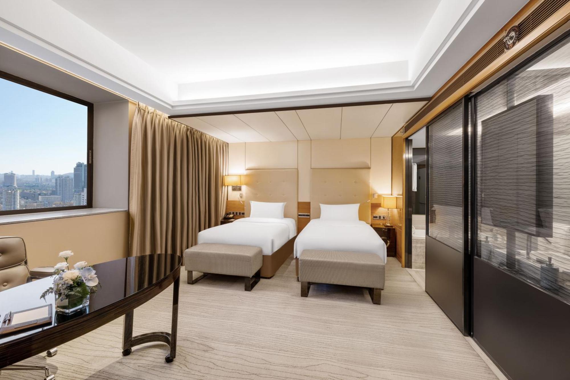 Sofitel Silver Plaza Jinan Esterno foto