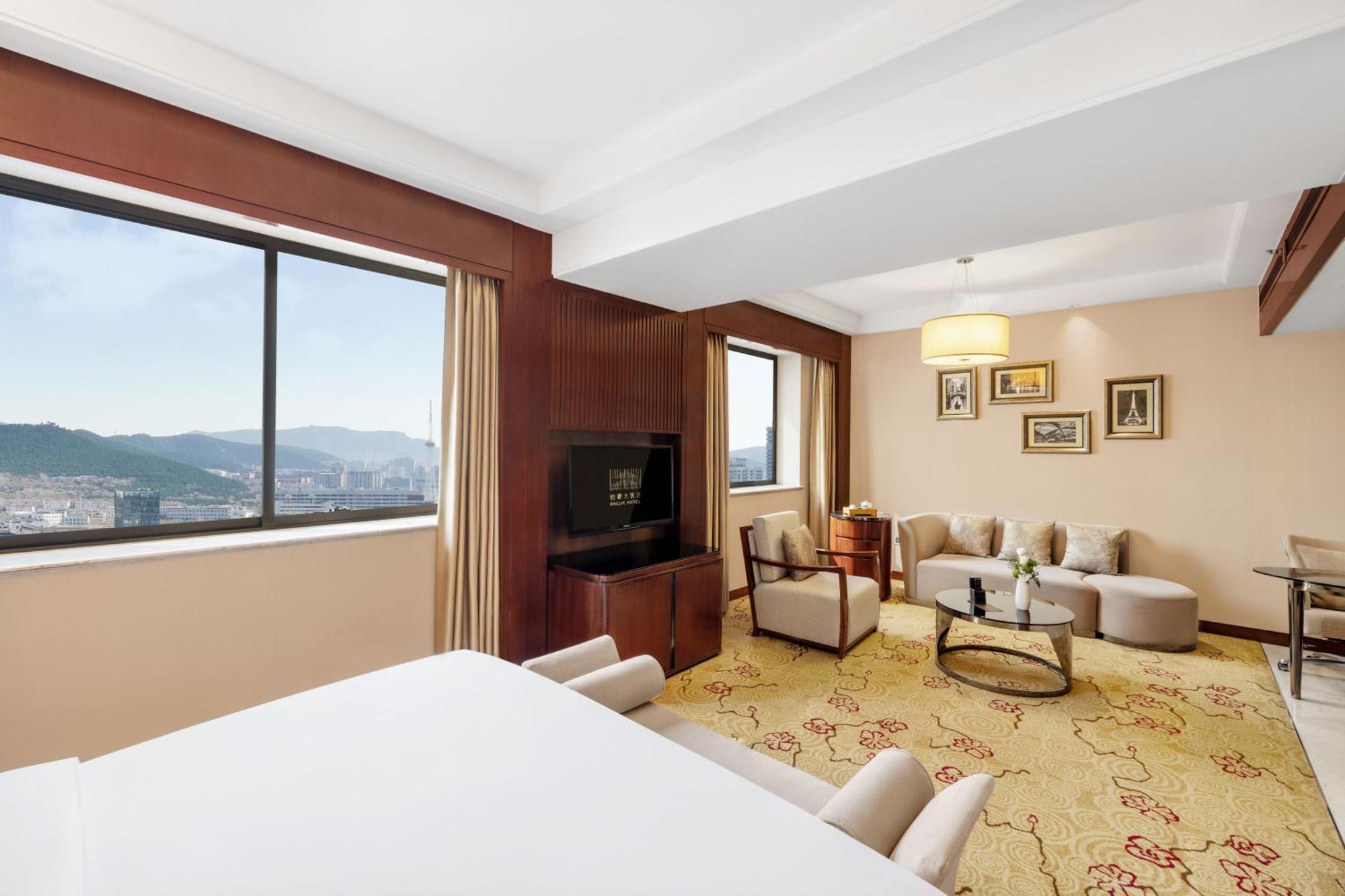 Sofitel Silver Plaza Jinan Esterno foto