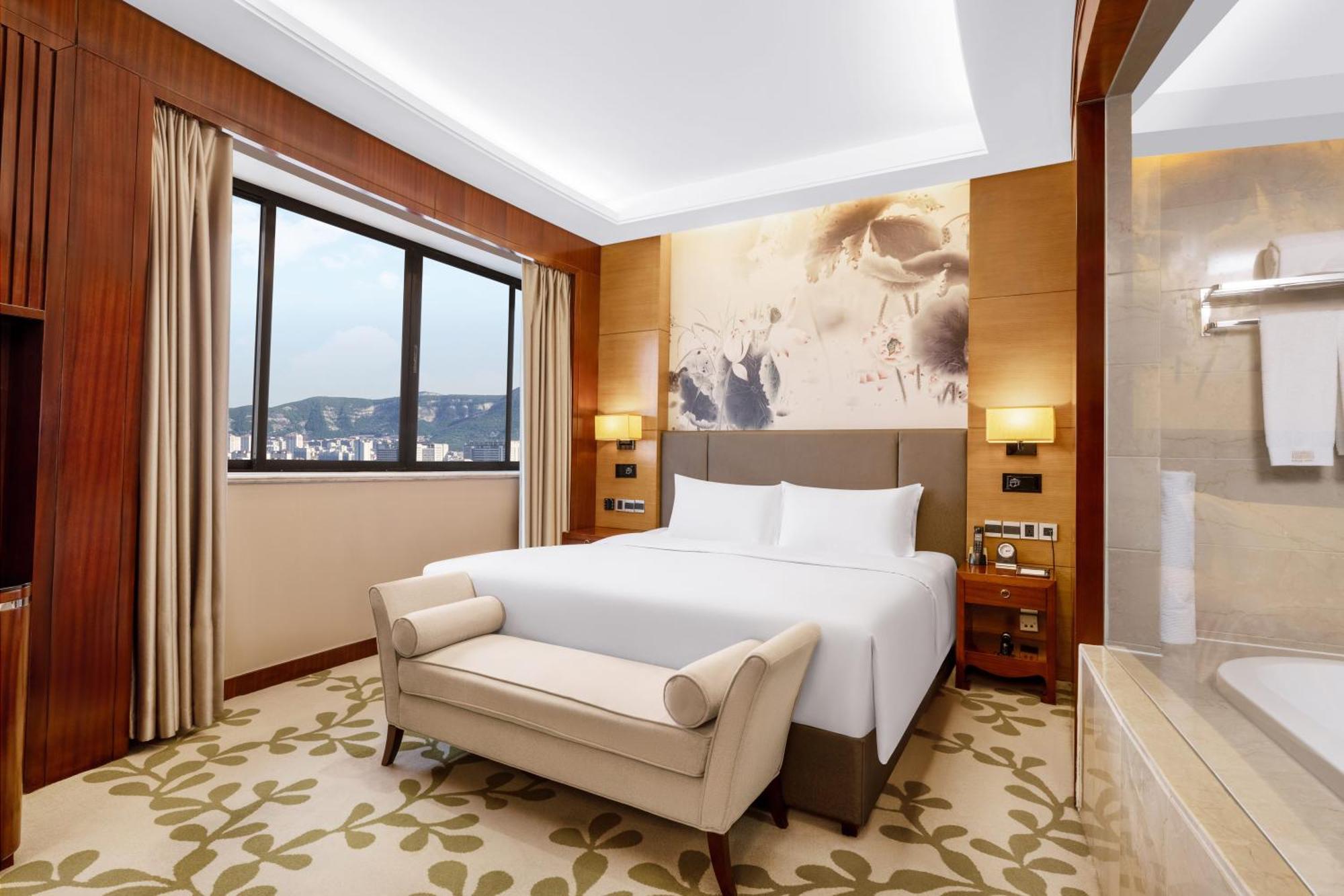 Sofitel Silver Plaza Jinan Esterno foto